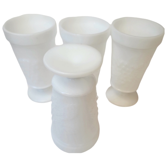 Vintage milk glass footed goblets set of 4 Anchor Hocking Indiana glass - Picture 3 of 4